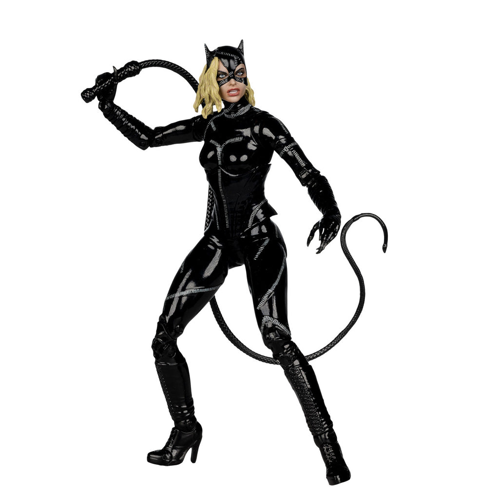 Batman Returns DC Theatrical Deluxe Edition Actionfigur Battle Damaged Catwoman 18 cm PRE-ORDER