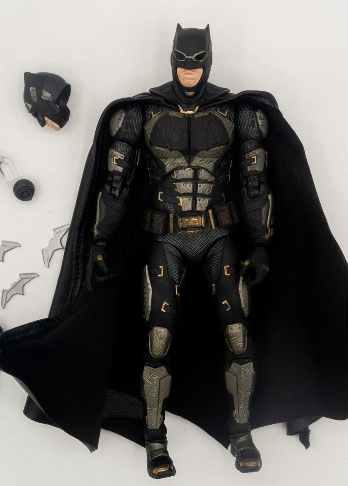 Mafex Justice League Batman Tactical Suit Actionfigur 16 cm