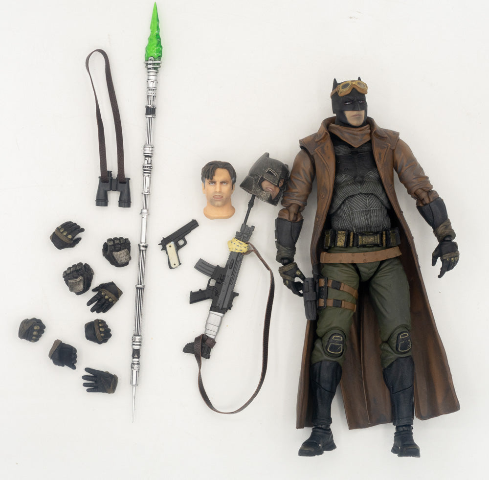 Mafex Knightmare Batman Actionfigur 16 cm