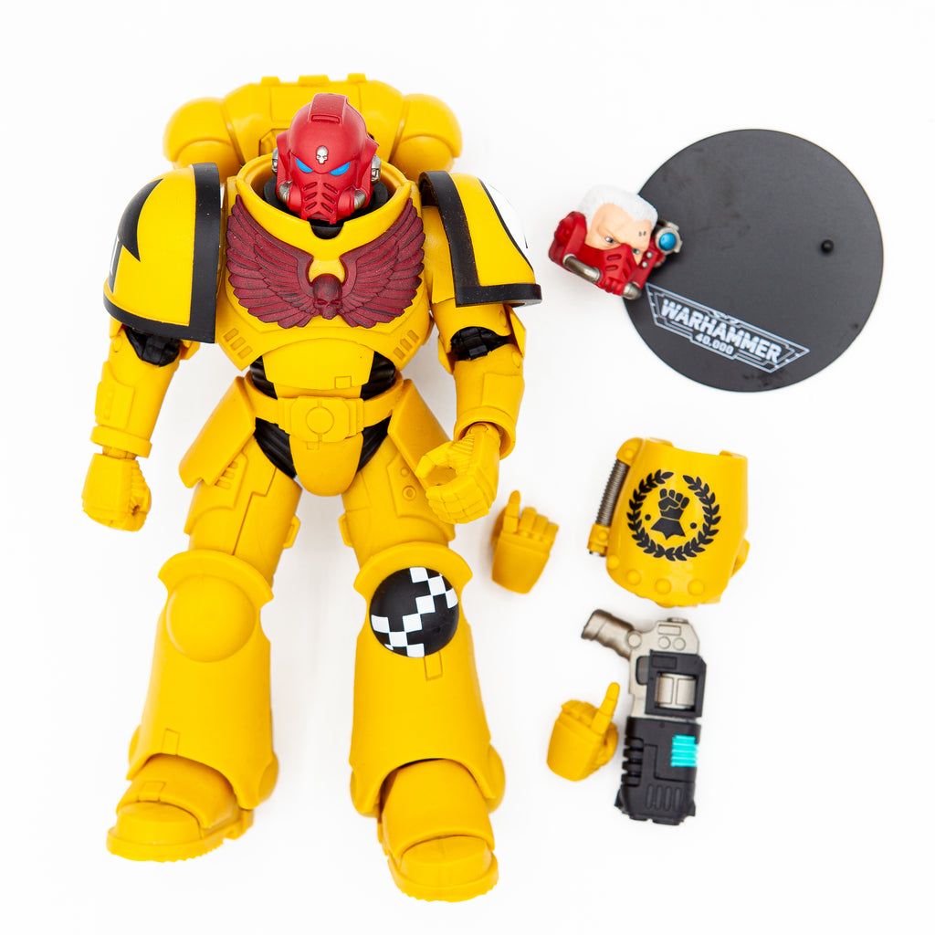 Warhammer 40,000 Actionfigur Intercessor Sergeant (Imperial Fist) (Gold Label) 18 cm