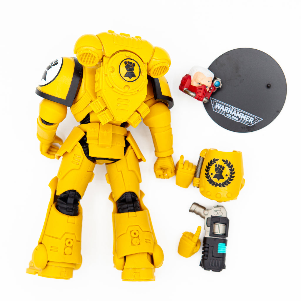 Warhammer 40,000 Actionfigur Intercessor Sergeant (Imperial Fist) (Gold Label) 18 cm