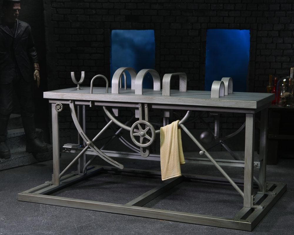 Frankenstein Accessory Pack Universal Monsters Zubehör-Set für Actionfiguren