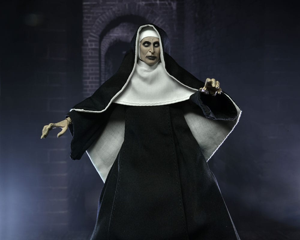 The Conjuring Universe Figur Ultimate The Nun (Valak) 18 cm